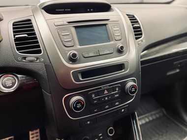 KIA Sorento 2017 года, 133 510 км - вид 11