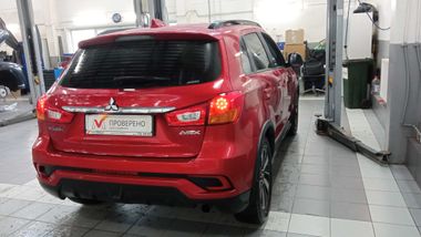 Mitsubishi ASX 2018 года, 114 806 км - вид 3