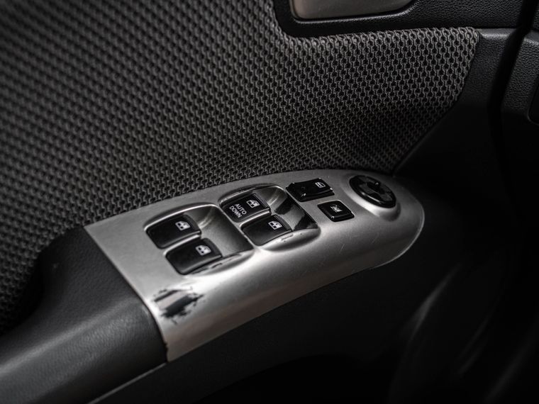 KIA Sportage 2009 года, 207 848 км - вид 9