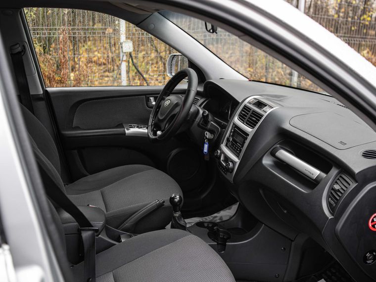 KIA Sportage 2009 года, 207 848 км - вид 12