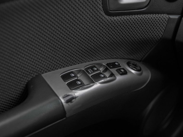 KIA Sportage 2009 года, 207 848 км - вид 9