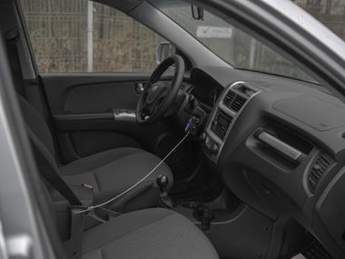 KIA Sportage 2009 года, 207 848 км - вид 11