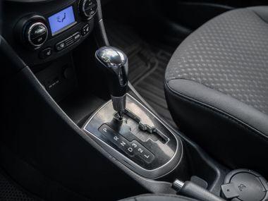 Hyundai Solaris 2011 года, 214 548 км - вид 8