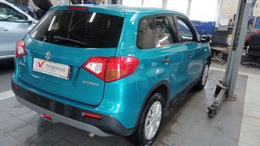Suzuki Vitara 2017 года, 123 906 км - вид 3