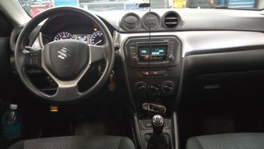 Suzuki Vitara 2017 года, 123 906 км - вид 5