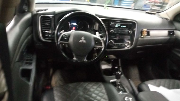 Mitsubishi Outlander 2012 года, 193 948 км - вид 5