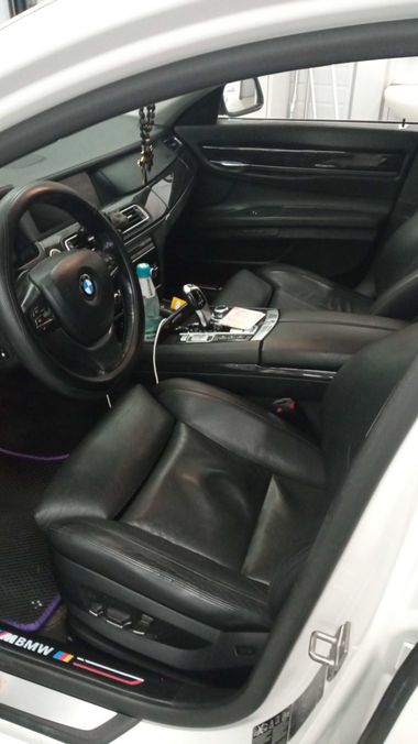 BMW 7 серия 2011 года, 296 436 км - вид 6