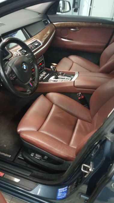 BMW 5 серия GT 2012 года, 160 416 км - вид 6