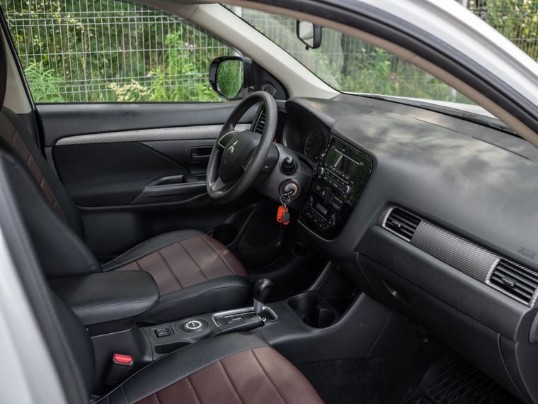 Mitsubishi Outlander 2013 года, 223 209 км - вид 11