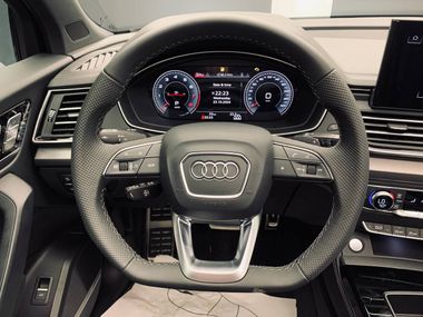 Audi Q5L 2024 года, 23 км - вид 11