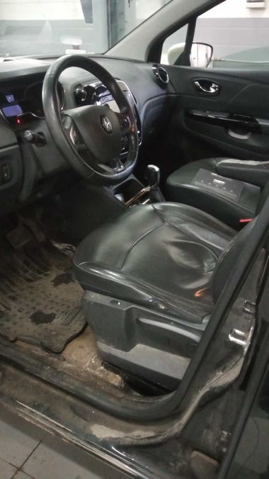 Renault Kaptur 2016 года, 301 522 км - вид 5