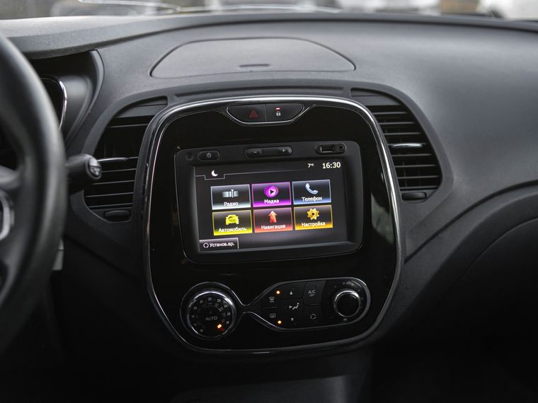 Renault Kaptur 2016 года, 301 522 км - вид 9