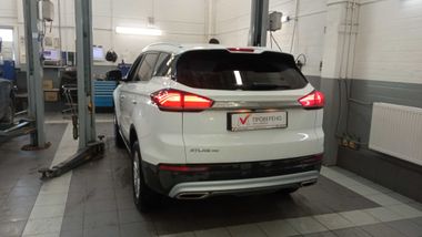 Geely Atlas Pro 2023 года, 12 522 км - вид 4