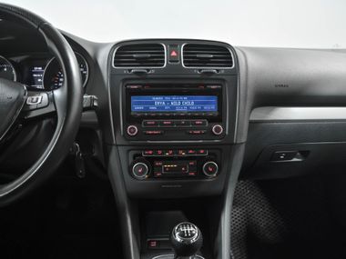 Volkswagen Golf 2012 года, 141 693 км - вид 11