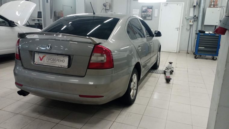 Skoda Octavia 2011 года, 264 987 км - вид 3