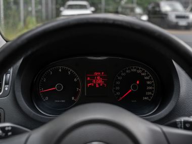 Volkswagen Polo 2012 года, 191 309 км - вид 5