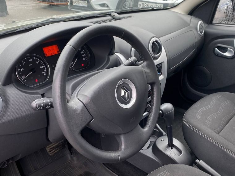 Renault Sandero Stepway 2014 года, 72 041 км - вид 10