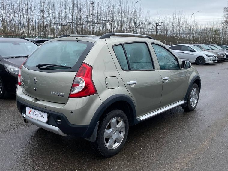 Renault Sandero Stepway 2014 года, 72 041 км - вид 4