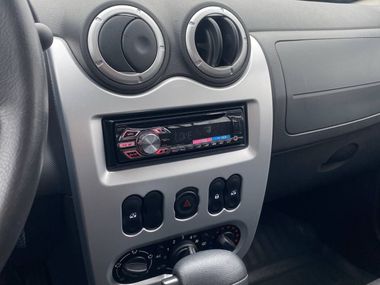 Renault Sandero Stepway 2014 года, 72 041 км - вид 12