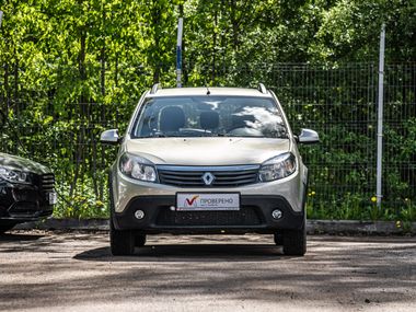 Renault Sandero Stepway 2014 года, 72 041 км - вид 3