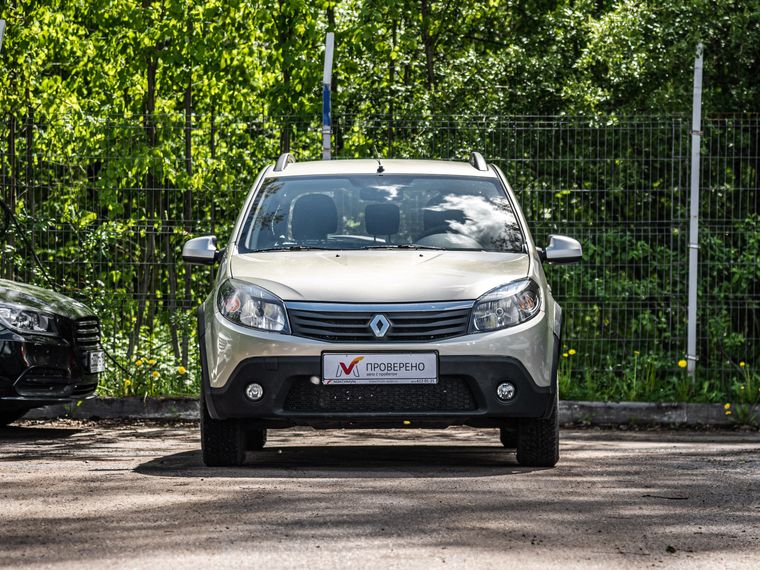 Renault Sandero Stepway 2014 года, 72 041 км - вид 3