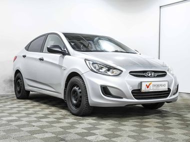 Hyundai Solaris 2012 года, 197 391 км - вид 5