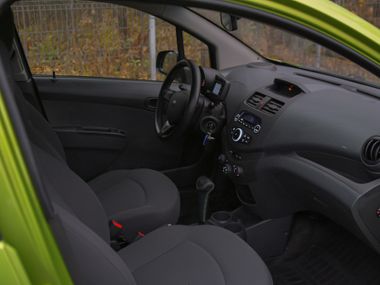 Chevrolet Spark 2013 года, 42 223 км - вид 11