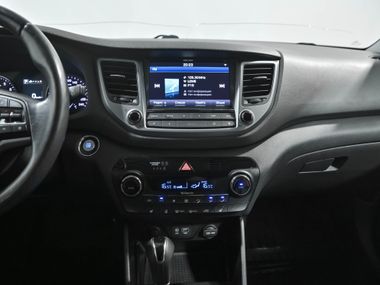 Hyundai Tucson 2015 года, 202 011 км - вид 12