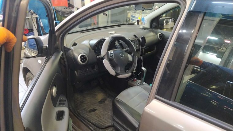 Nissan Note 2011 года, 232 100 км - вид 5