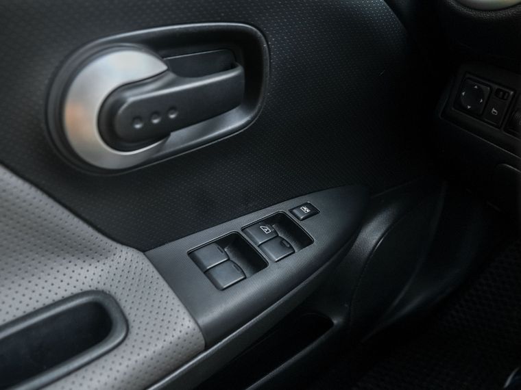 Nissan Note 2011 года, 232 100 км - вид 11