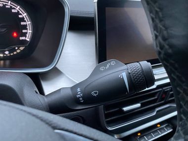 Geely Coolray 2021 года, 100 777 км - вид 11