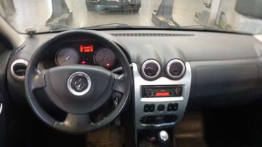 Renault Logan 2010 года, 116 000 км - вид 5