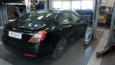 Geely Emgrand EC7 2013 года, 115 812 км - вид 3