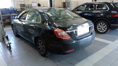 Geely Emgrand EC7 2013 года, 115 812 км - вид 4
