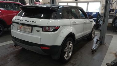 Land Rover Range Rover Evoque 2014 года, 133 607 км - вид 3