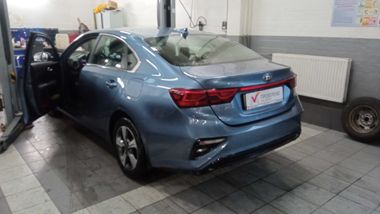 KIA Cerato 2018 года, 259 227 км - вид 4