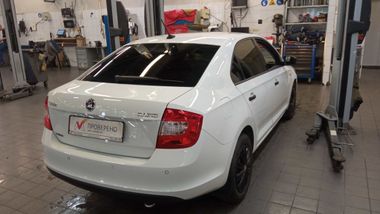 Skoda Rapid 2017 года, 104 416 км - вид 5