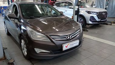 Hyundai Solaris 2016 года, 230 352 км - вид 3