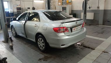 Toyota Corolla 2011 года, 207 562 км - вид 4