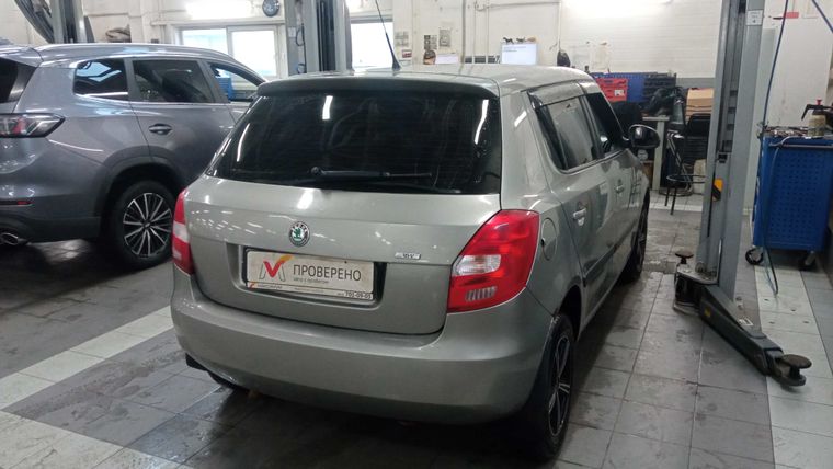 Skoda Fabia 2011 года, 163 642 км - вид 3
