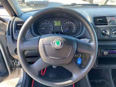 Skoda Fabia 2011 года, 163 642 км - вид 9