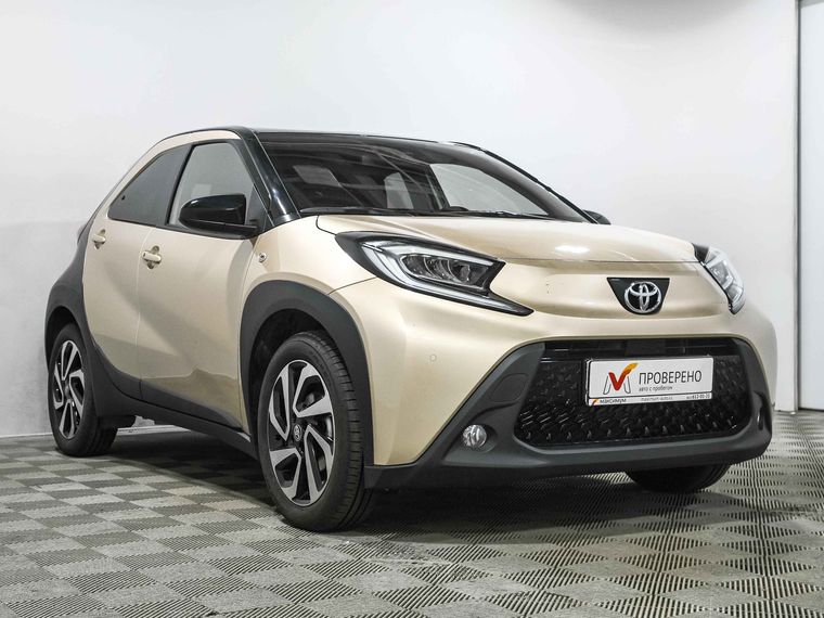 Toyota Aygo 2023 года, 5 506 км - вид 3