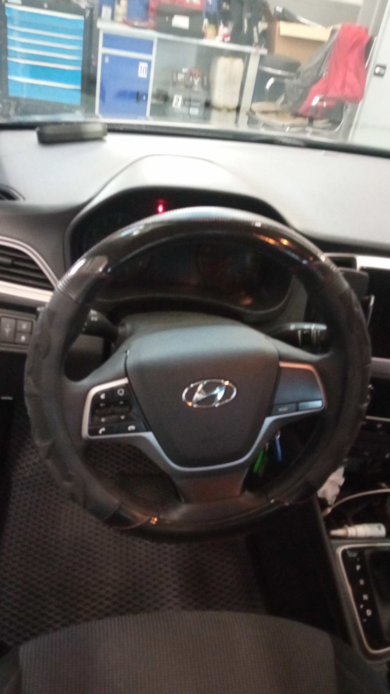 Hyundai Solaris 2019 года, 160 000 км - вид 5