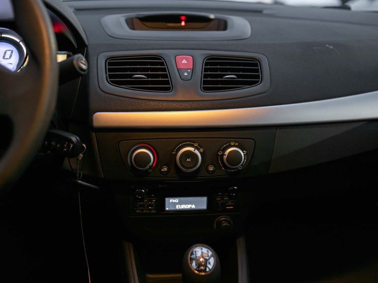 Renault Fluence 2014 года, 75 000 км - вид 7