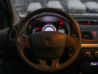 Renault Fluence 2014 года, 75 000 км - вид 6