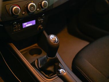 Renault Fluence 2014 года, 75 000 км - вид 8