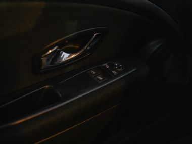 Renault Fluence 2014 года, 75 000 км - вид 9