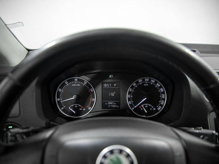 Skoda Octavia 2012 года, 214 963 км - вид 7