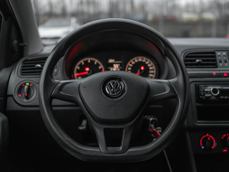 Volkswagen Polo 2015 года, 215 000 км - вид 6
