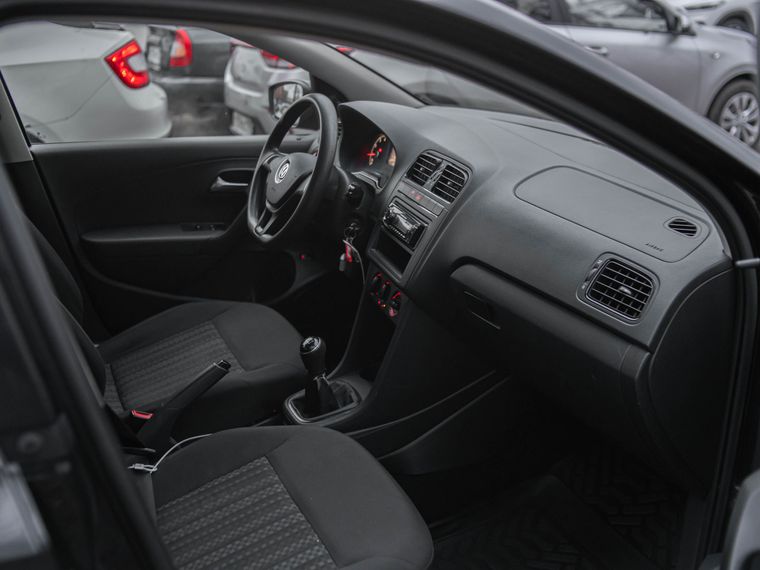 Volkswagen Polo 2015 года, 215 000 км - вид 10